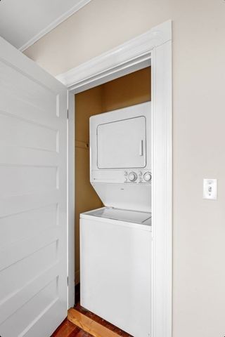 74 Humphrey 1, Swampscott, MA 01907