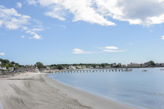 74 Humphrey 1, Swampscott, MA 01907