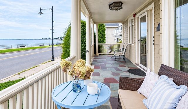 74 Humphrey 1, Swampscott, MA 01907