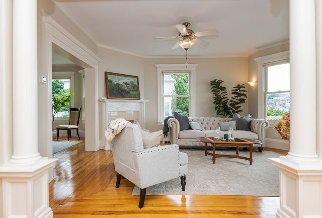 74 Humphrey 1, Swampscott, MA 01907