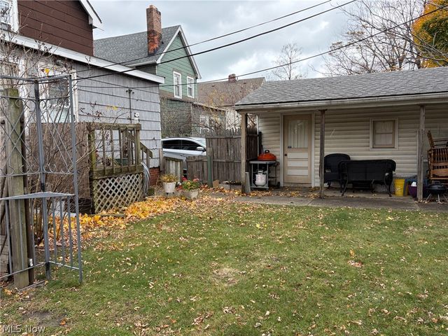 969 Evangeline Road, Cleveland, OH 44110