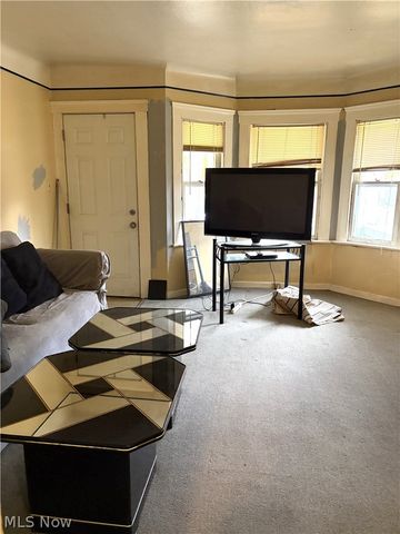 969 Evangeline Road, Cleveland, OH 44110