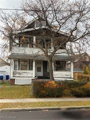 969 Evangeline Road, Cleveland, OH 44110