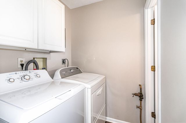 2826 Paddock Lane, Villa Hills, KY 41017