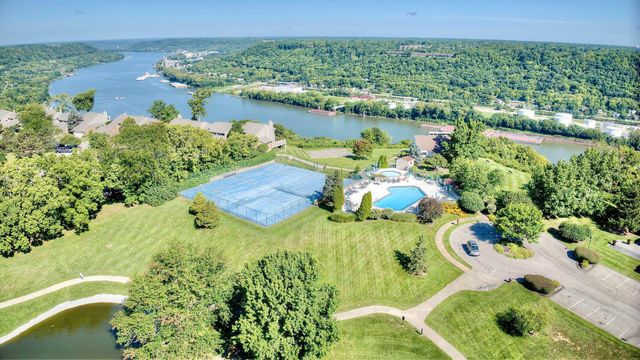 2826 Paddock Lane, Villa Hills, KY 41017