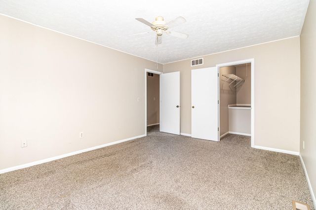 2826 Paddock Lane, Villa Hills, KY 41017