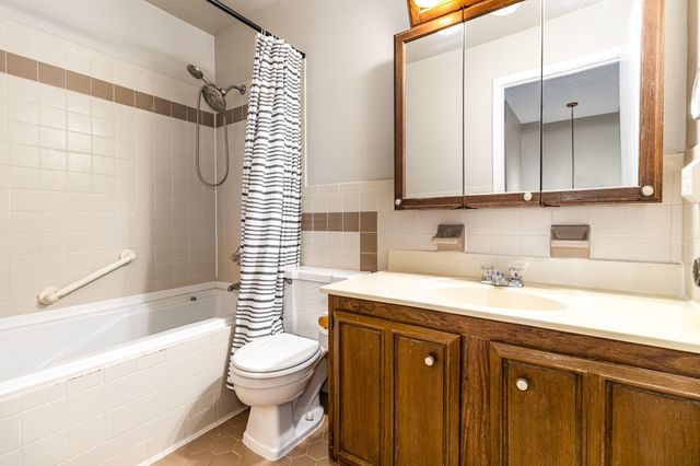 2826 Paddock Lane, Villa Hills, KY 41017