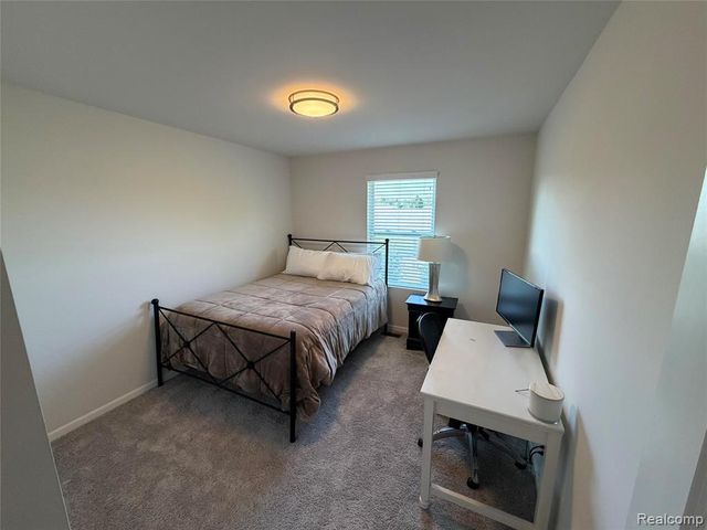8587 Grove Street, Washington, MI 48094