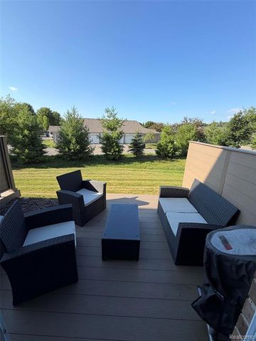 8587 Grove Street, Washington, MI 48094