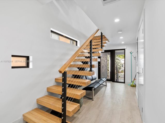 1134 71st St 1, Miami Beach, FL 33141