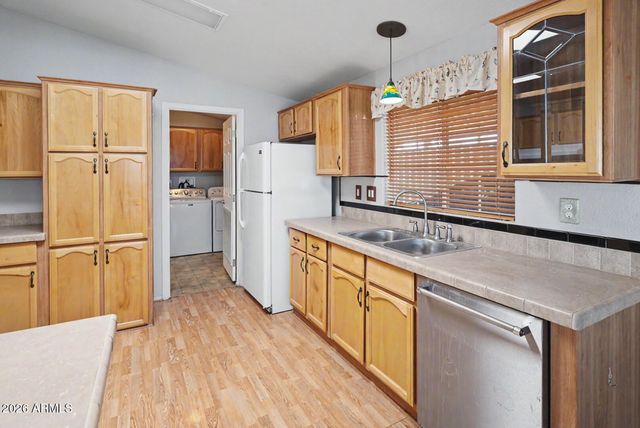 201 S GREENFIELD Road 311, Mesa, AZ 85206
