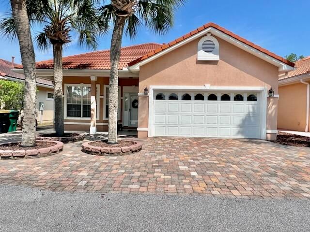 4321 Sunset Beach Boulevard, Niceville, FL 32578
