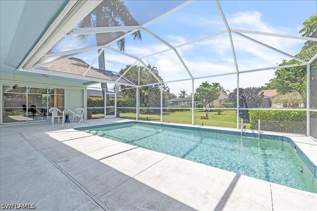 5141 Brixton CT, Naples, FL 34104
