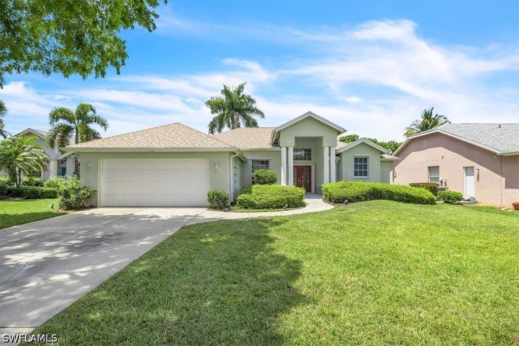 5141 Brixton CT, Naples, FL 34104