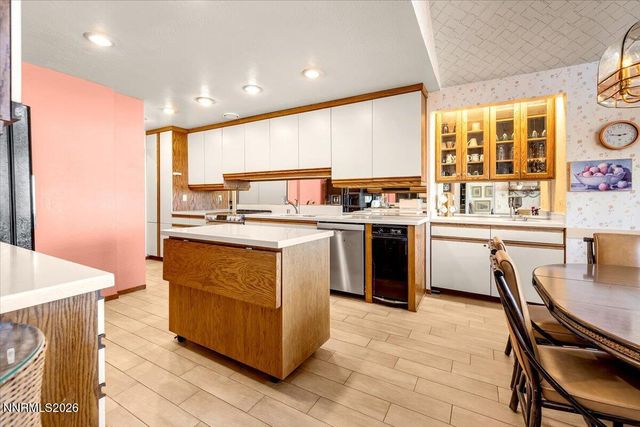 100 Moore Lane, Reno, NV 89509