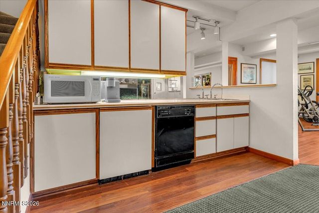 100 Moore Lane, Reno, NV 89509