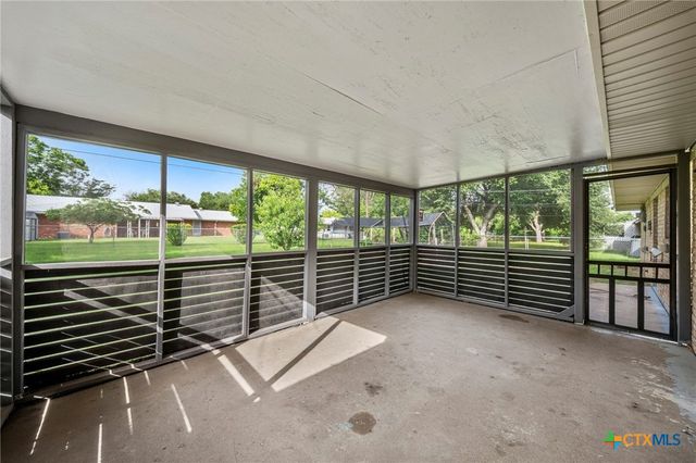 111 W Welton Avenue, Temple, TX 76501
