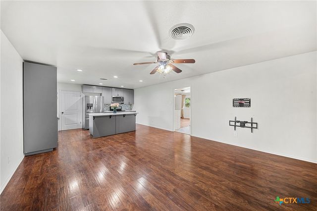 111 W Welton Avenue, Temple, TX 76501