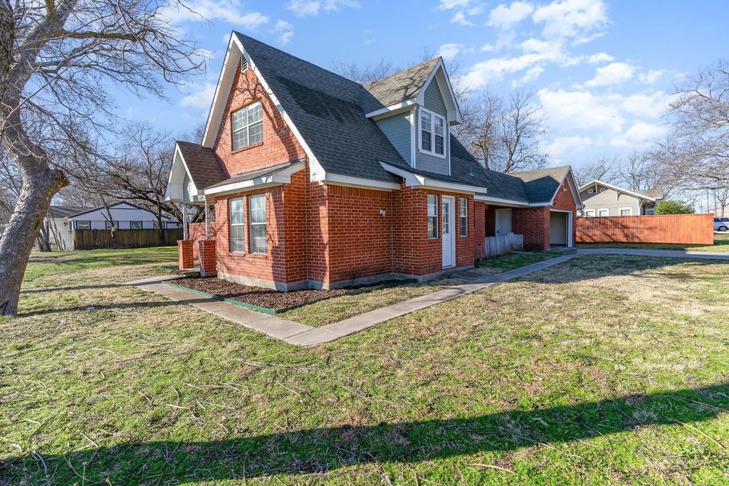 500 S Ballard Avenue, Wylie, TX 75098