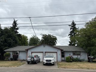-1 Se NURSERY St, Amity, OR 97101