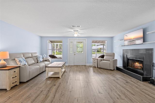 210 WISTERIA ROAD, Venice, FL 34293