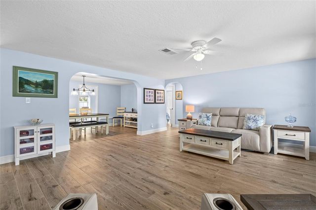 210 WISTERIA ROAD, Venice, FL 34293