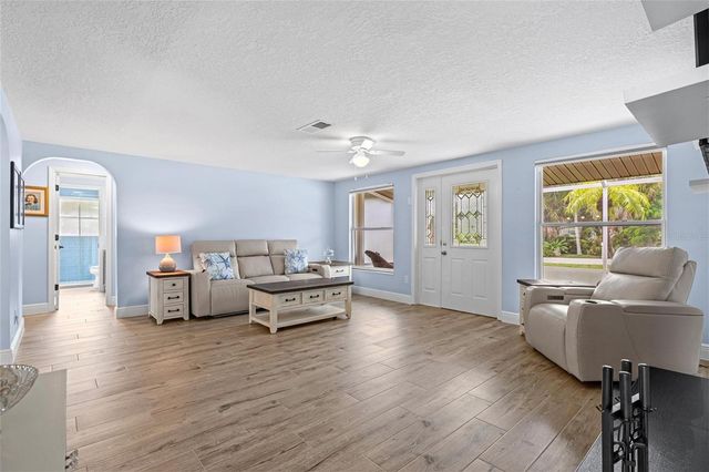 210 WISTERIA ROAD, Venice, FL 34293
