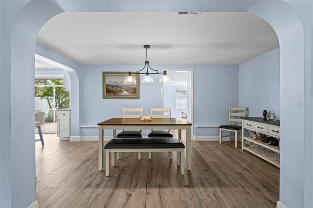 210 WISTERIA ROAD, Venice, FL 34293