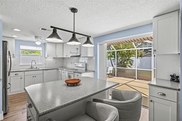 210 WISTERIA ROAD, Venice, FL 34293