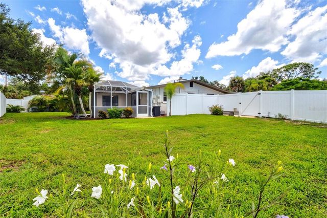 210 WISTERIA ROAD, Venice, FL 34293