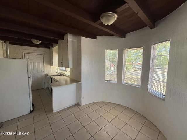 3574 E Bellevue Street, Tucson, AZ 85716