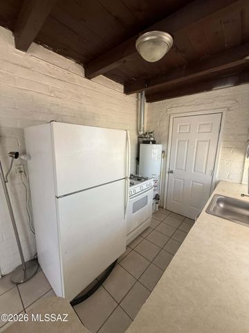 3574 E Bellevue Street, Tucson, AZ 85716