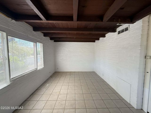 3574 E Bellevue Street, Tucson, AZ 85716