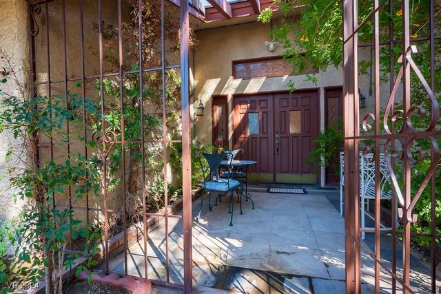 5410 Manteca Circle, Las Vegas, NV 89118