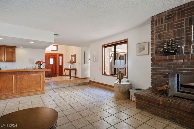 5410 Manteca Circle, Las Vegas, NV 89118