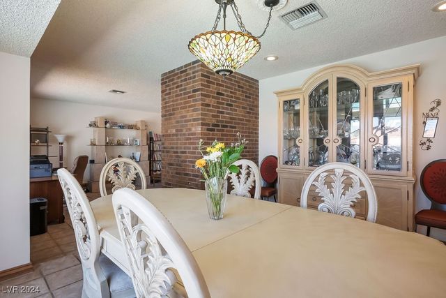 5410 Manteca Circle, Las Vegas, NV 89118