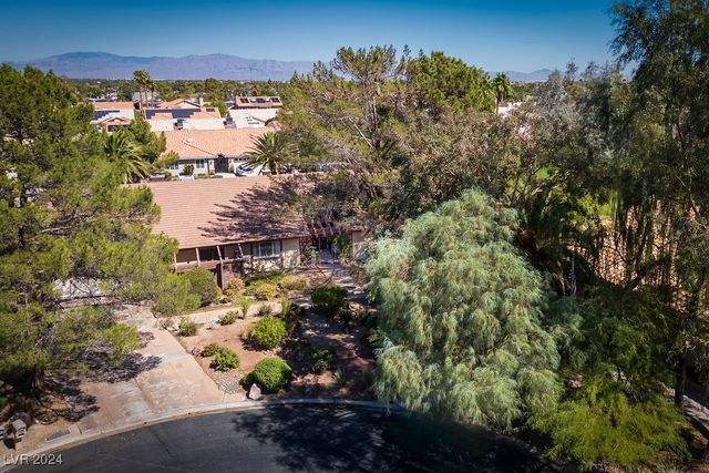 5410 Manteca Circle, Las Vegas, NV 89118