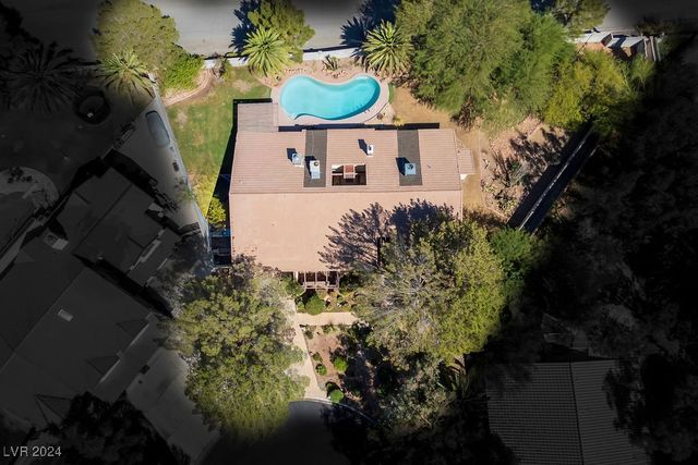 5410 Manteca Circle, Las Vegas, NV 89118