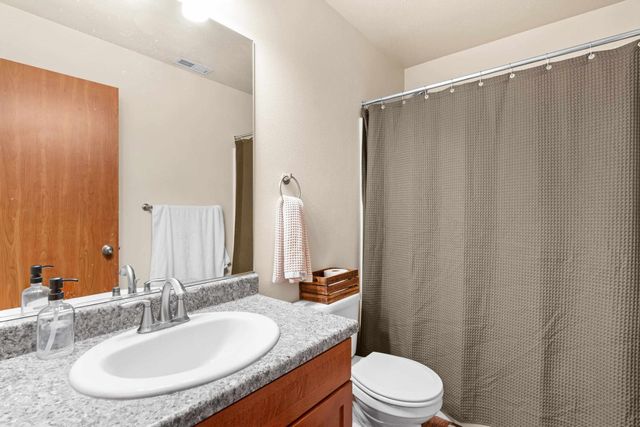 931-933 N Stanley St, Medical Lake, WA 99022