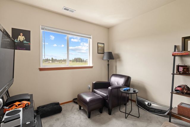 931-933 N Stanley St, Medical Lake, WA 99022