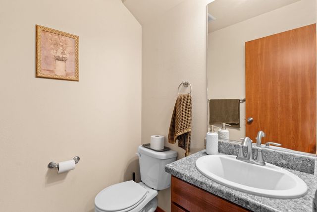 931-933 N Stanley St, Medical Lake, WA 99022