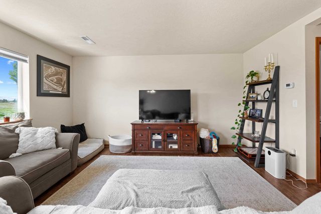 931-933 N Stanley St, Medical Lake, WA 99022