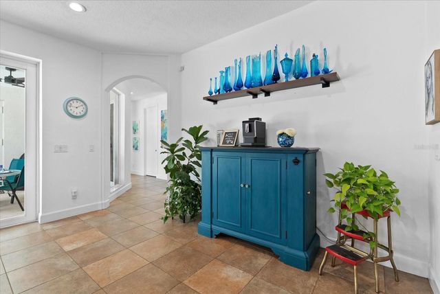 613 INDIANA AVENUE, Nokomis, FL 34275