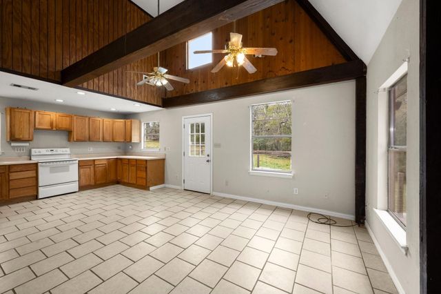 17868 Dogwood Drive, Conroe, TX 77303