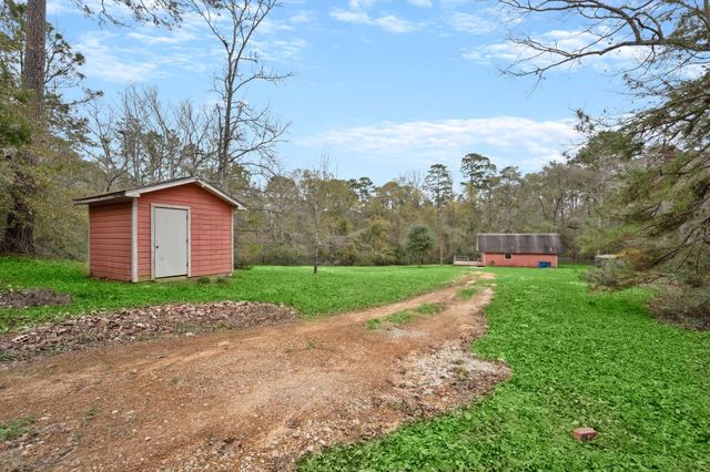 17868 Dogwood Drive, Conroe, TX 77303