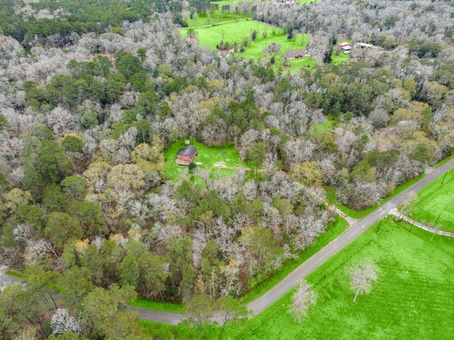 17868 Dogwood Drive, Conroe, TX 77303