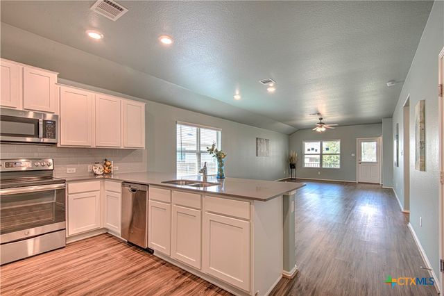 508 Xanadu Drive, Jarrell, TX 76537