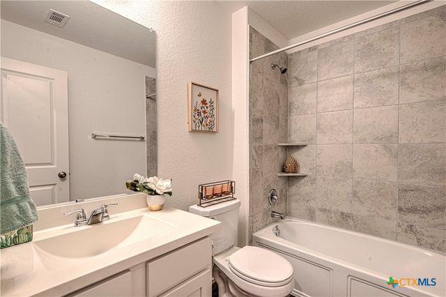 508 Xanadu Drive, Jarrell, TX 76537