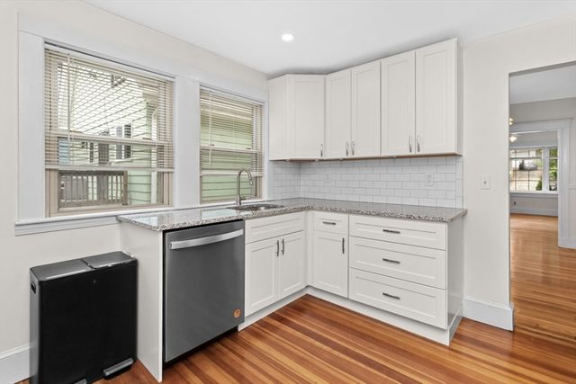 44 Hillsdale Street 1 1, Boston, MA 02124