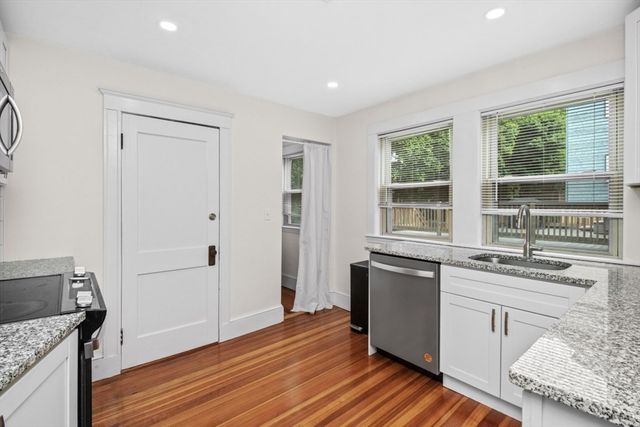 44 Hillsdale Street 1 1, Boston, MA 02124